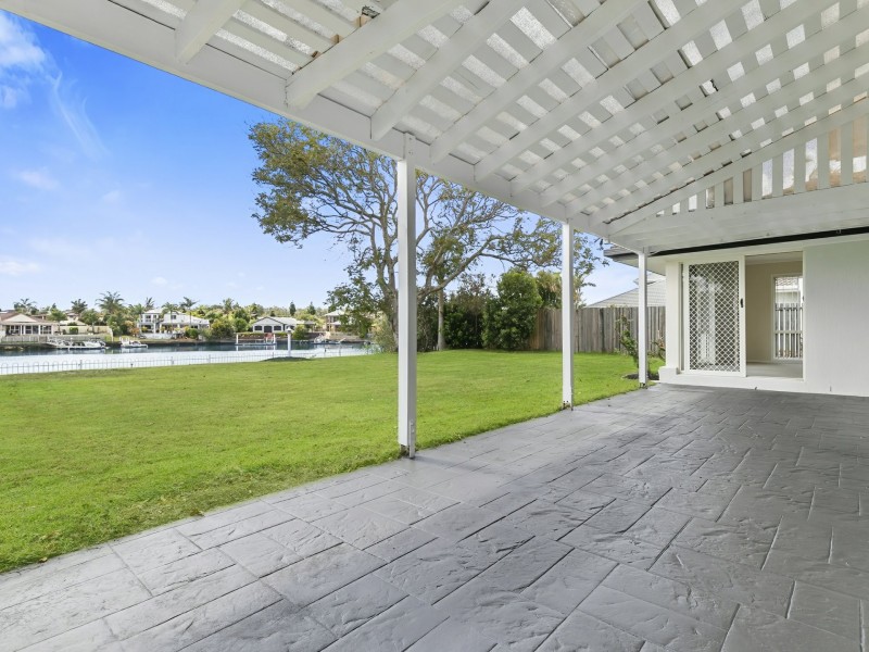 18 Pacific Drive, Banksia Beach QLD 4507