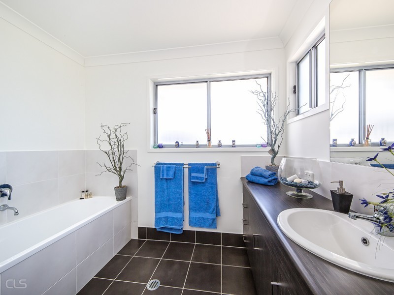 51 Dunebean Drive, Banksia Beach QLD 4507