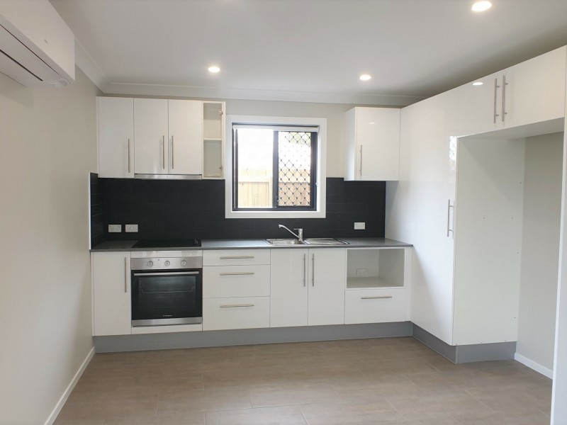 30a Charlotte Avenue, Bongaree QLD 4507