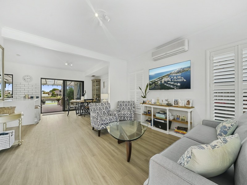 1/14 Jasmin Drive, Bongaree QLD 4507