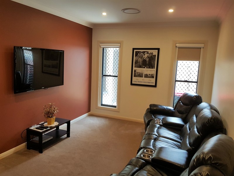 2/2 Vanillalily Close, Banksia Beach QLD 4507