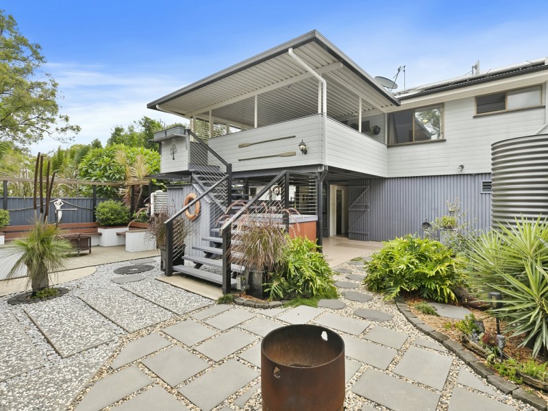 35 Moffatt Esplanade, Toorbul QLD 4510