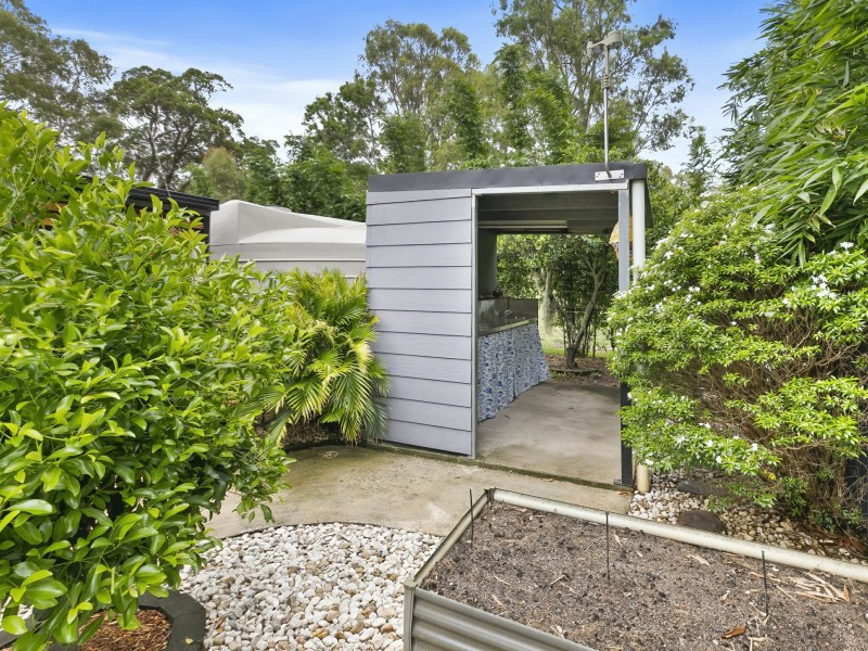 35 Moffatt Esplanade, Toorbul QLD 4510