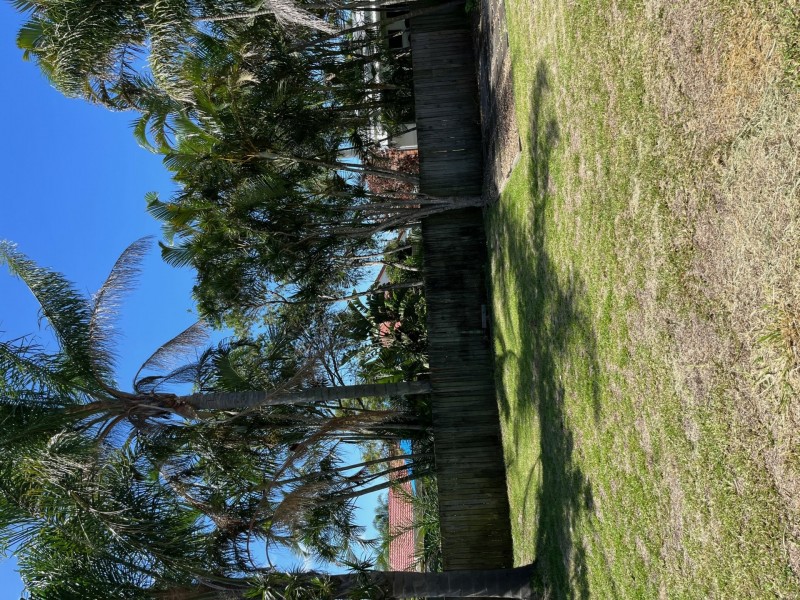 18 Hawaii Crescent, Banksia Beach QLD 4507