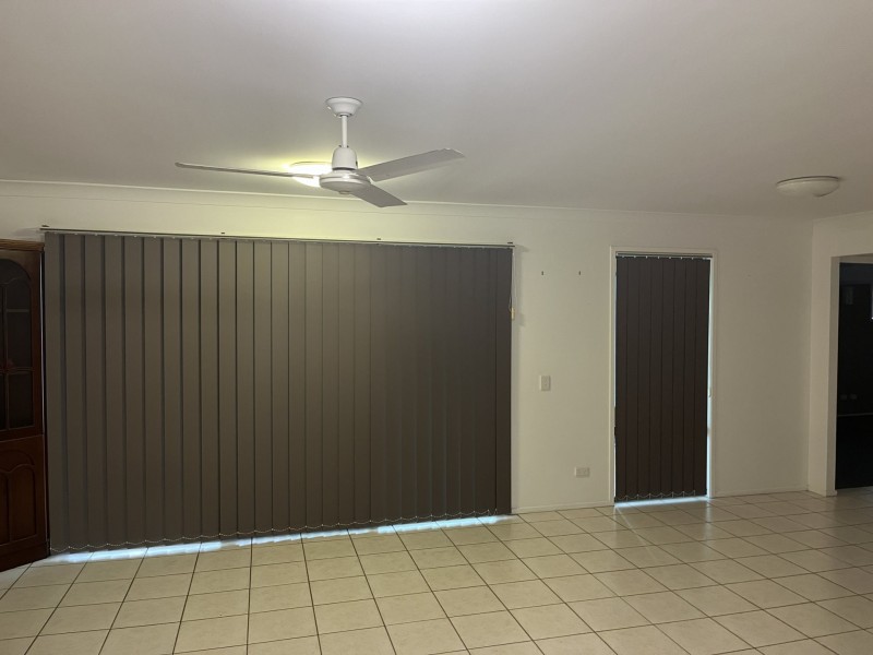 318 Bestmann Road East, Sandstone Point QLD 4511