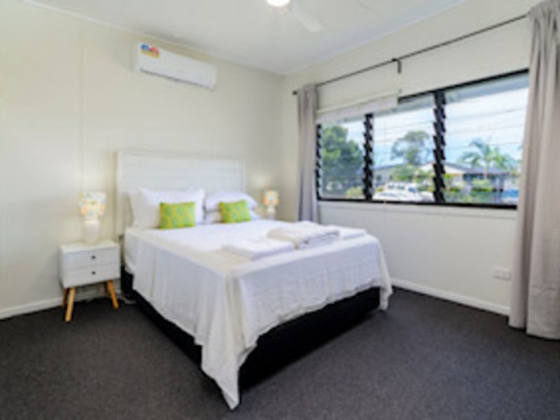 7 Hill Street, Bongaree QLD 4507