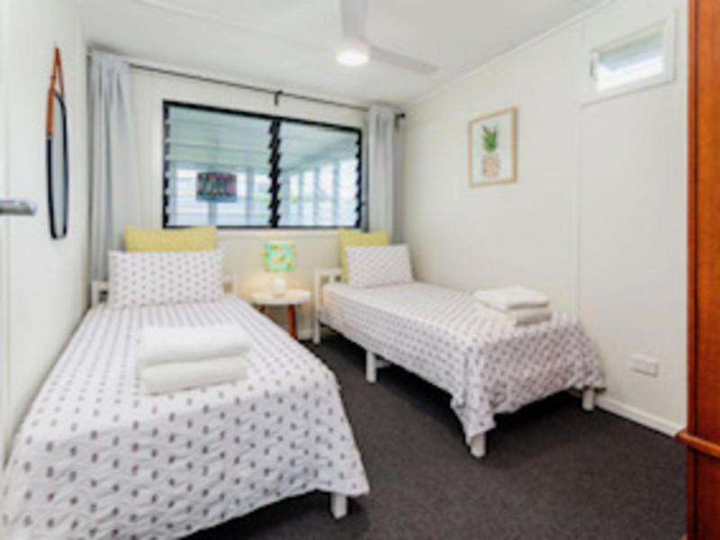 7 Hill Street, Bongaree QLD 4507