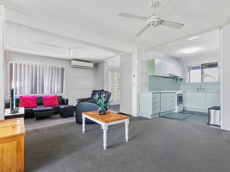 34 Kingfisher Drive, Bongaree QLD 4507