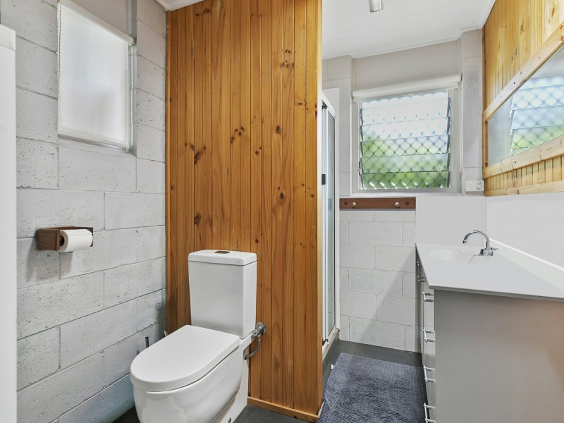 34 Kingfisher Drive, Bongaree QLD 4507