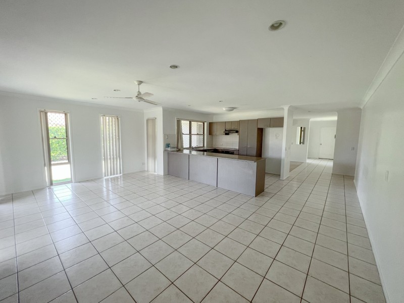 44 Kooringal Way, Sandstone Point QLD 4511