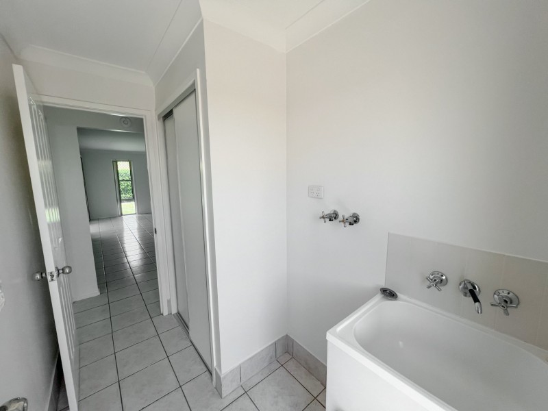 44 Kooringal Way, Sandstone Point QLD 4511