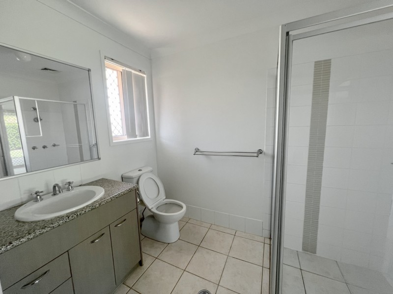 44 Kooringal Way, Sandstone Point QLD 4511