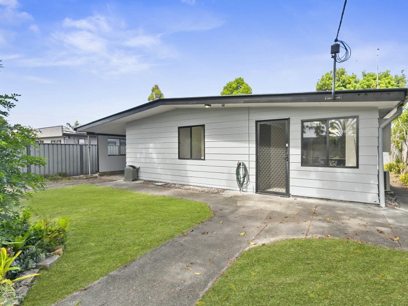 26 Cumming Street, Bongaree QLD 4507