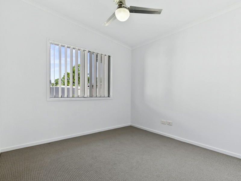 26 Cumming Street, Bongaree QLD 4507