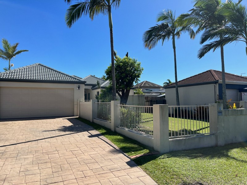 6 Catamaran Court, Banksia Beach QLD 4507
