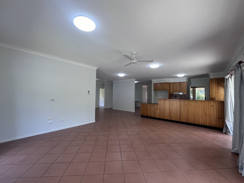 825 Carmody Lane, Ningi QLD 4511