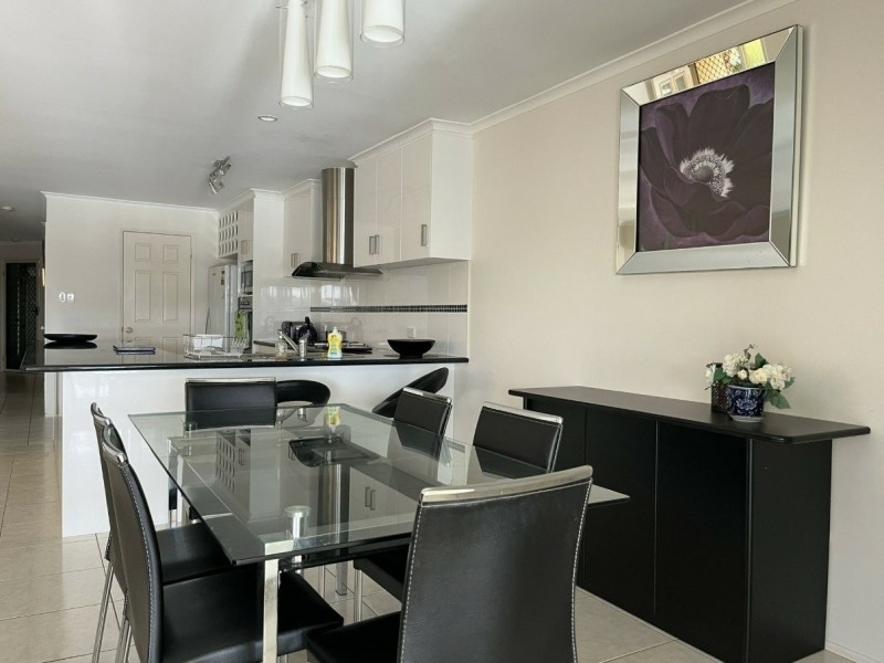 1/7 Pentas Drive, Bongaree QLD 4507