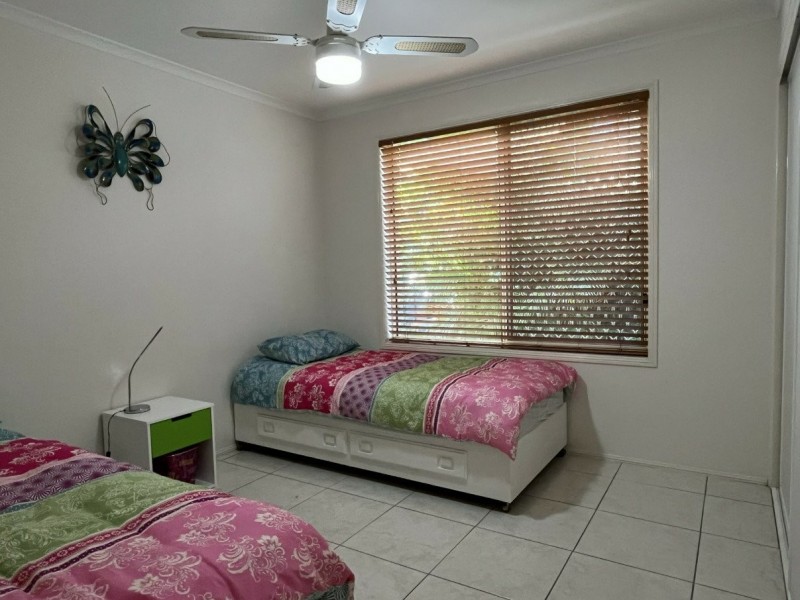 1/7 Pentas Drive, Bongaree QLD 4507