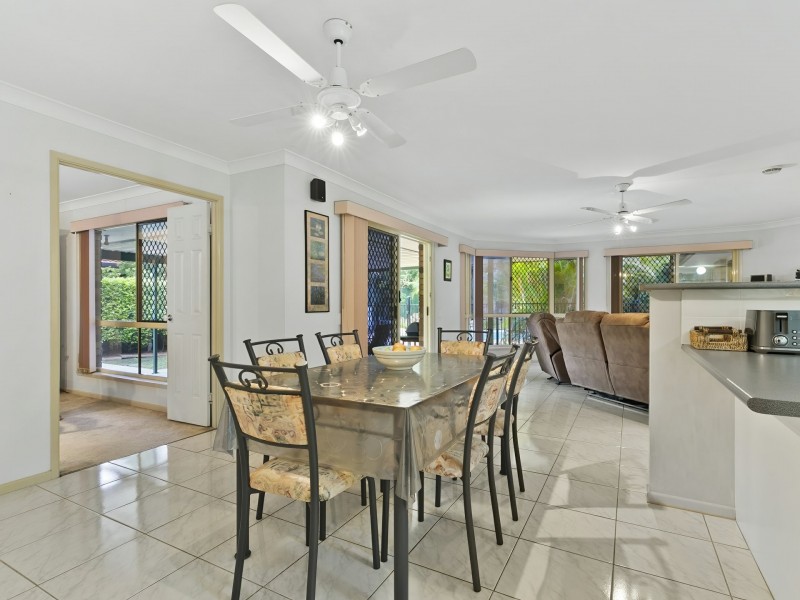 8 Abelia Court, Narangba QLD 4504