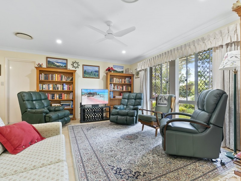 25 Eighth Avenue, Woorim QLD 4507