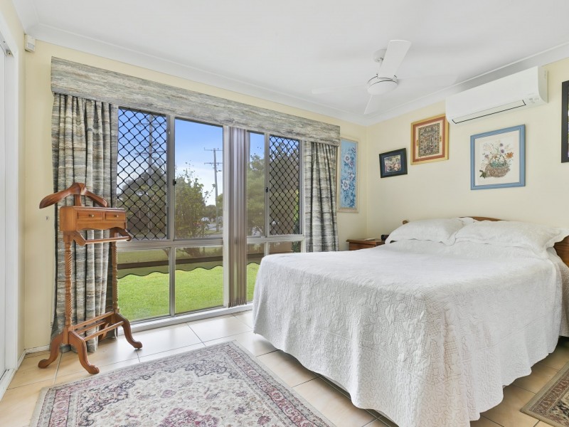 25 Eighth Avenue, Woorim QLD 4507