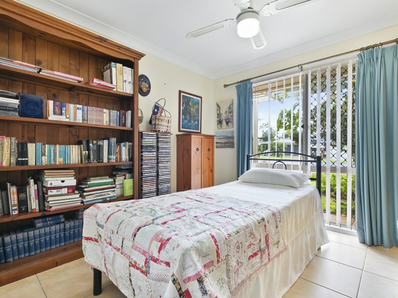 25 Eighth Avenue, Woorim QLD 4507