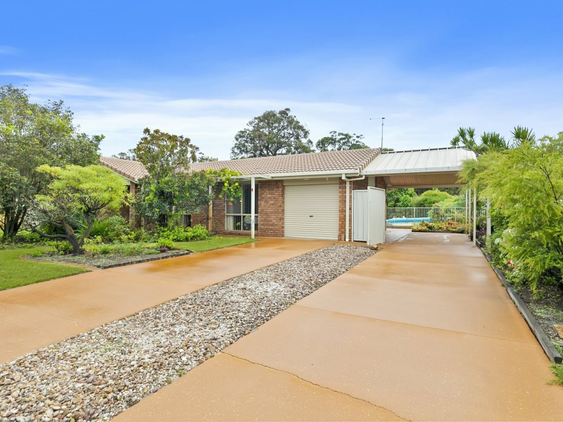 25 Eighth Avenue, Woorim QLD 4507