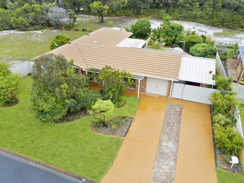 25 Eighth Avenue, Woorim QLD 4507