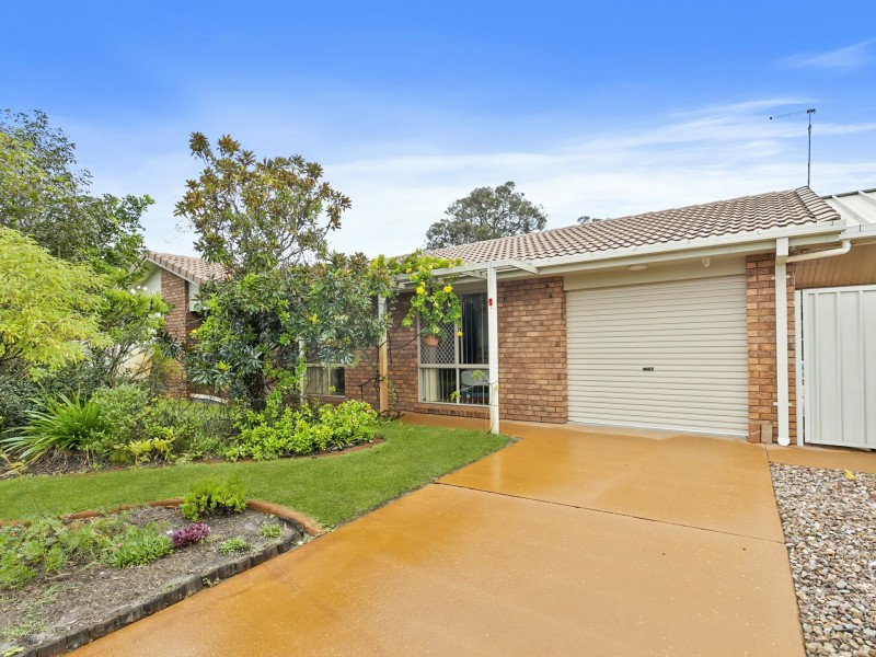 25 Eighth Avenue, Woorim QLD 4507