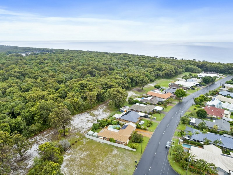 25 Eighth Avenue, Woorim QLD 4507