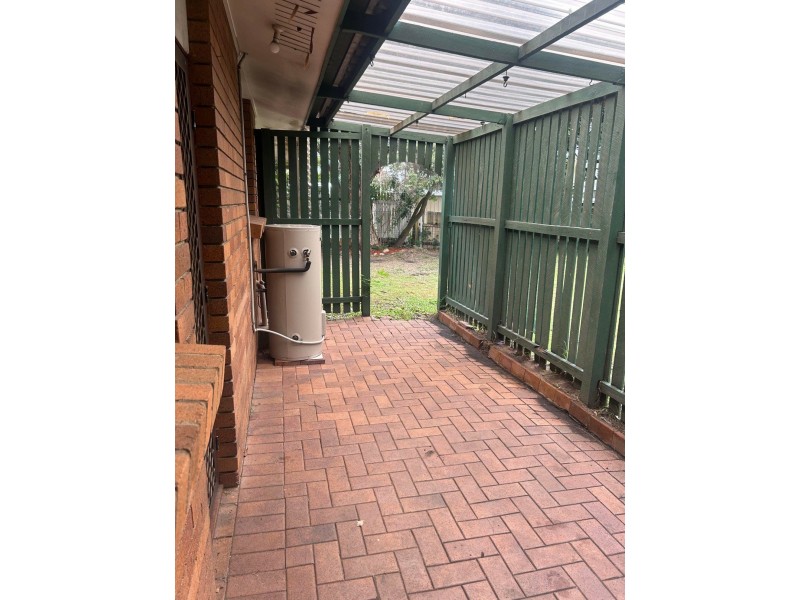 35 Dianthus Avenue, Banksia Beach QLD 4507