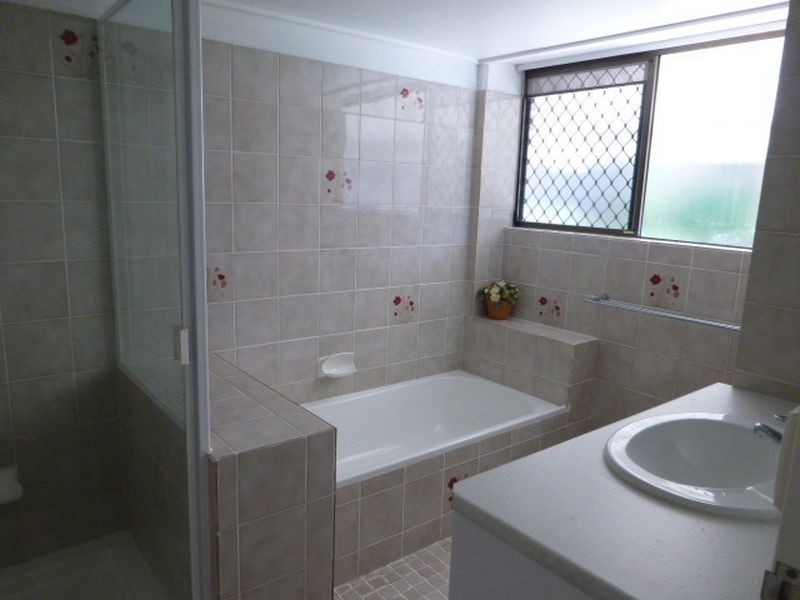 2/21-29 Toorbul Street, Bongaree QLD 4507