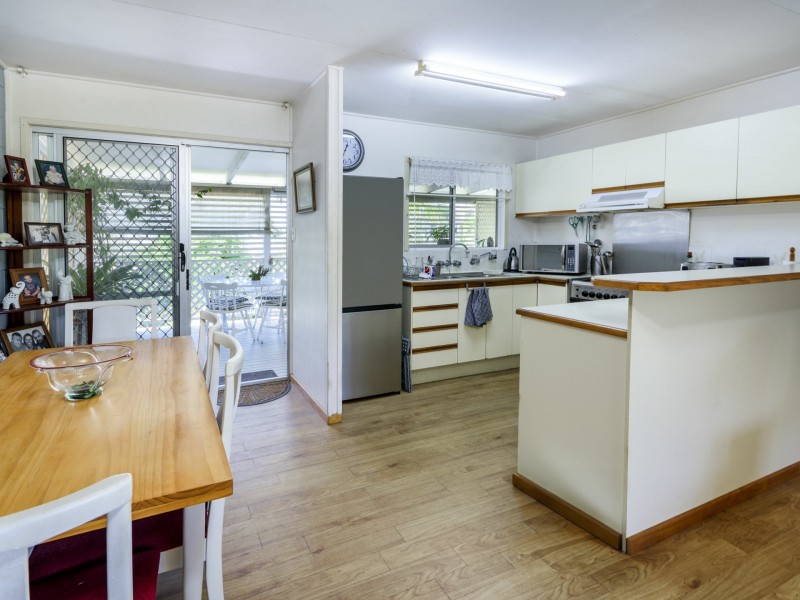 3 Paradise Parade, Bongaree QLD 4507