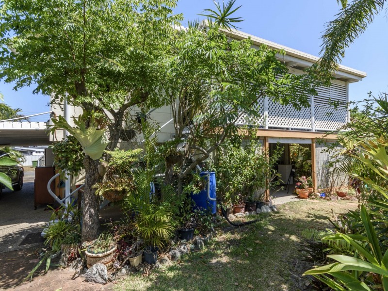 3 Paradise Parade, Bongaree QLD 4507