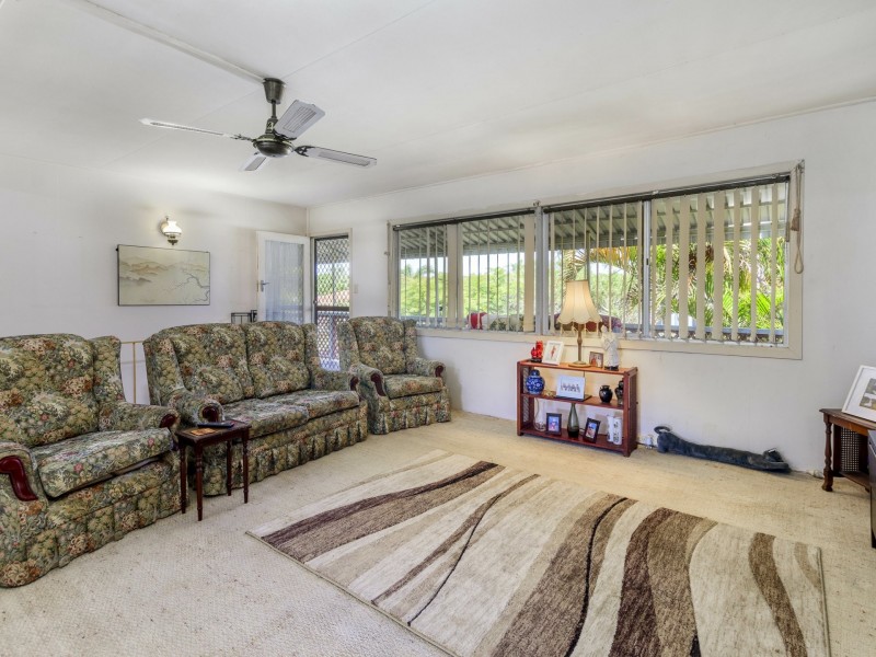 3 Paradise Parade, Bongaree QLD 4507
