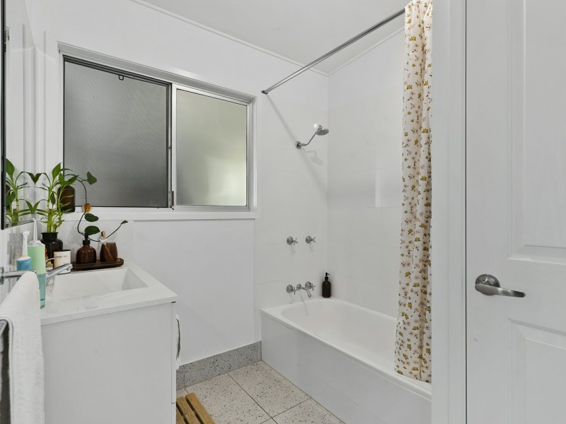 20 Sunset Avenue, Bongaree QLD 4507