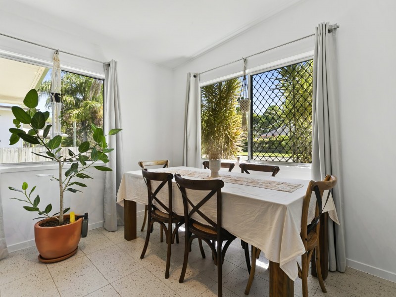 20 Sunset Avenue, Bongaree QLD 4507