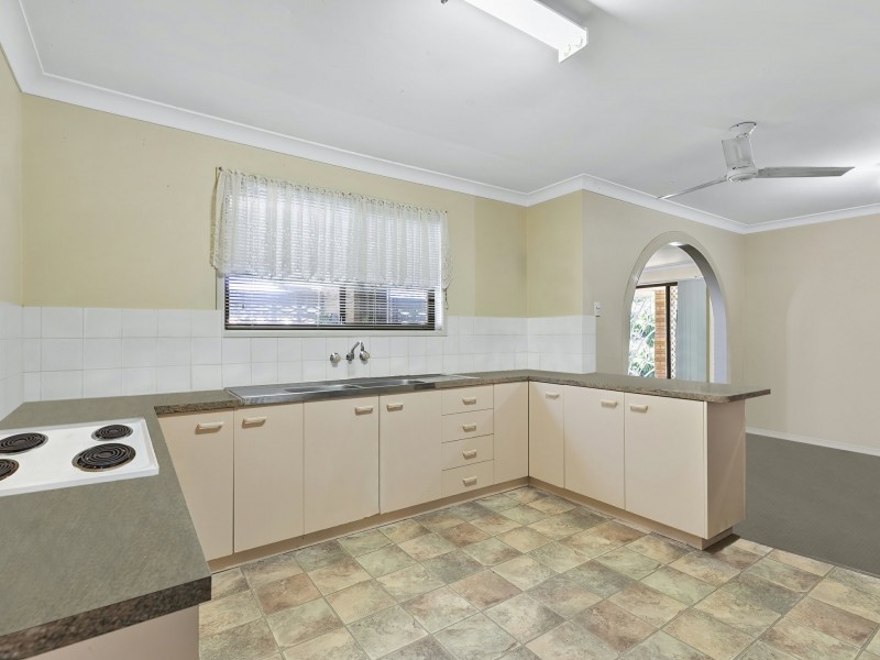 5 Penguin Street, Bongaree QLD 4507