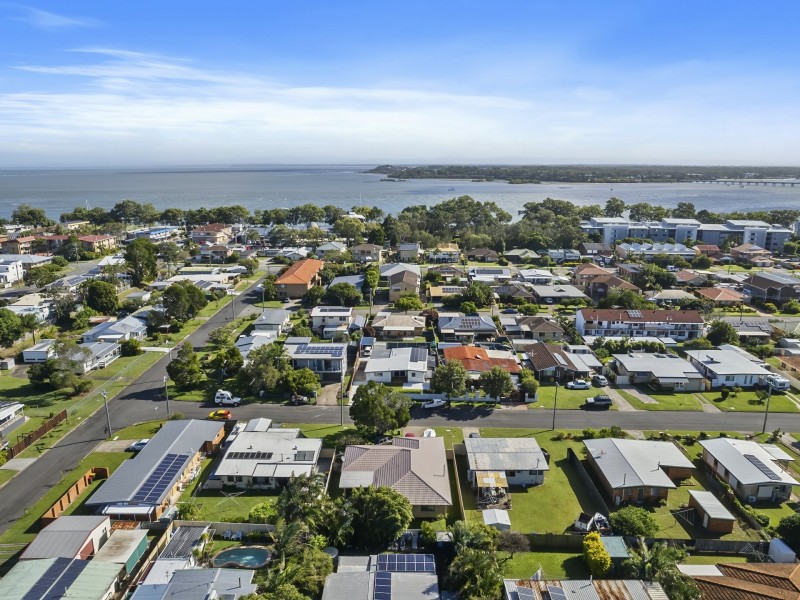 5 Penguin Street, Bongaree QLD 4507