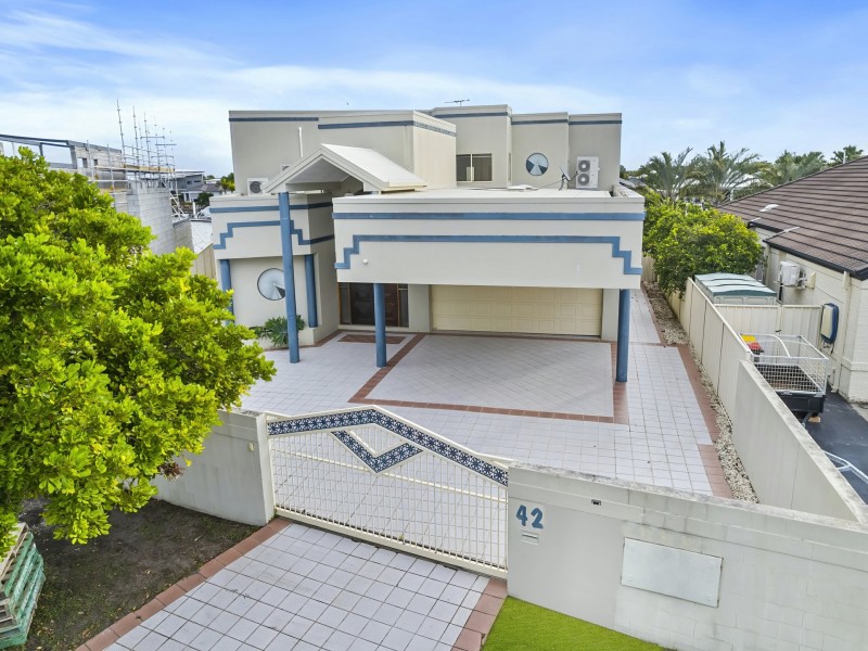 42 Tradewinds Drive, Banksia Beach QLD 4507