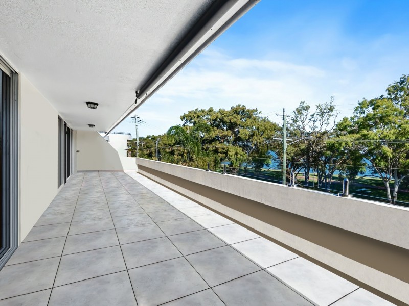 4/185 Welsby Parade, Bongaree QLD 4507