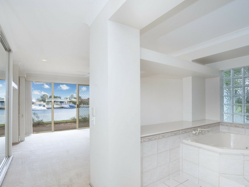 83 Phoenix Avenue, Bongaree QLD 4507