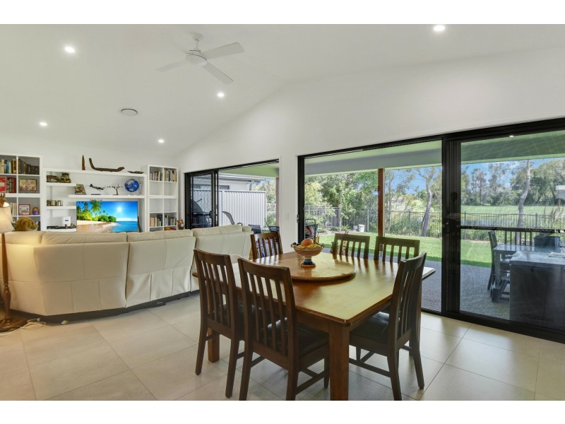 214 Freshwater Drive, Banksia Beach QLD 4507