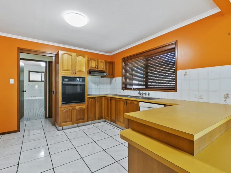 42 Dolphin Drive, Bongaree QLD 4507