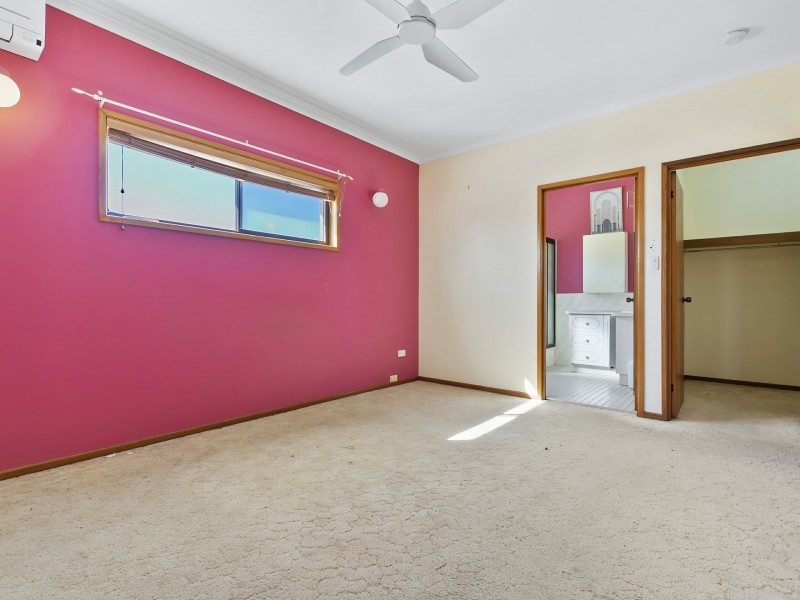 42 Dolphin Drive, Bongaree QLD 4507