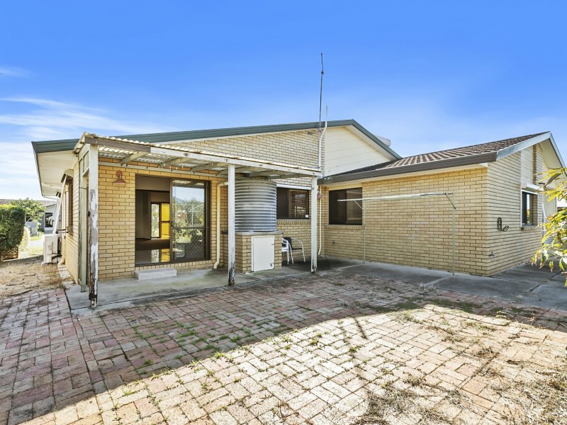 42 Dolphin Drive, Bongaree QLD 4507