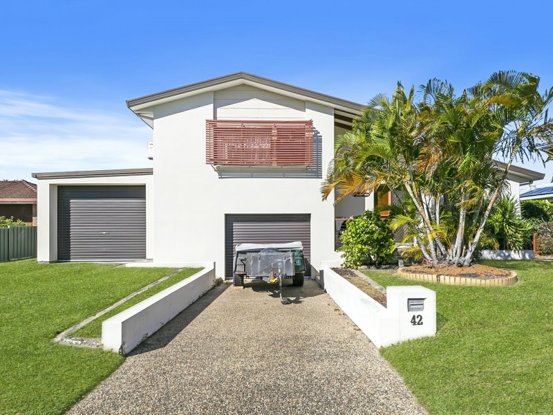 42 Dolphin Drive, Bongaree QLD 4507