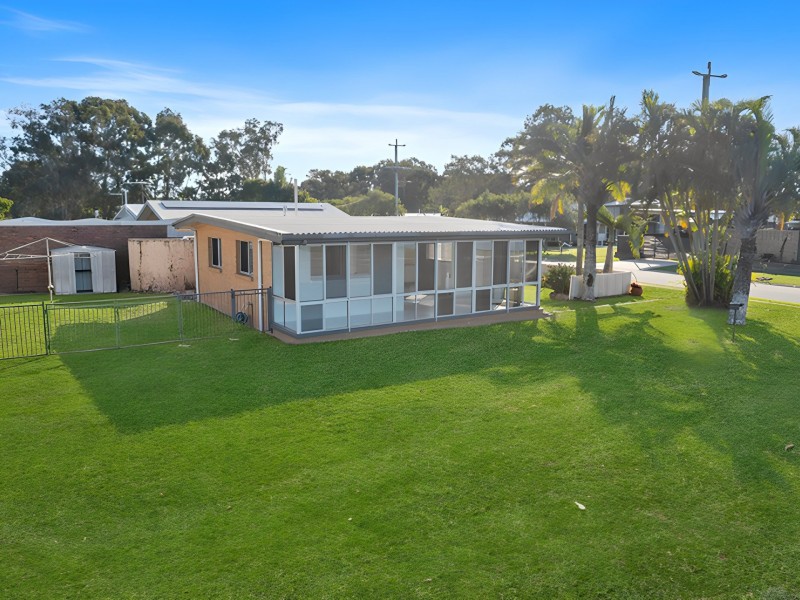 71 Esplanade, Toorbul QLD 4510