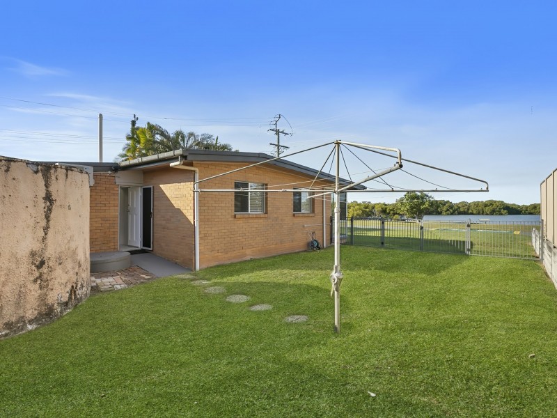 71 Esplanade, Toorbul QLD 4510