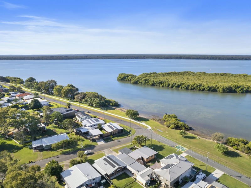 71 Esplanade, Toorbul QLD 4510